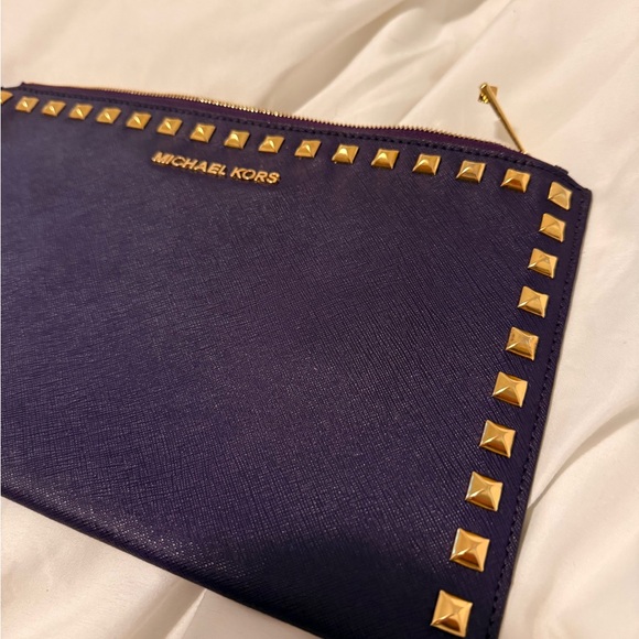 Michael Kors Violet Pouch with Gold Accents - Picture 1 of 3